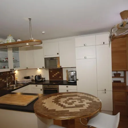 Apartament Tivoli By Interhome